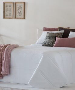 Alternative view of Edredão Valencia