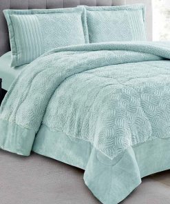 Alternative view of Colcha Gabriel