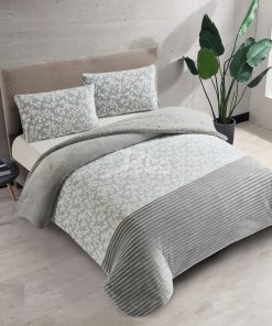 Alternative view of Colcha Anabella